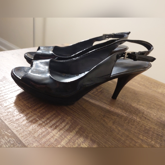 3 for $15! Nine West heels - Picture 3 of 6